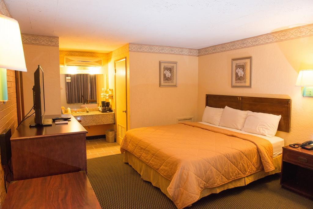 Budget Inn - Paintsville Room photo
